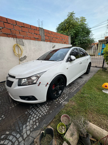 Chevrolet Cruze 1.8 Ltz Mt 5 p