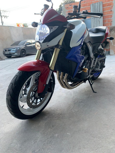 Imagem 2 de 7 de Honda Cb 1000r
