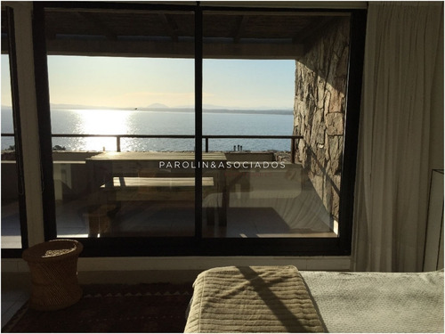 Apartamento En Punta Ballena, 2 Dormitorios *- Ref: 1789