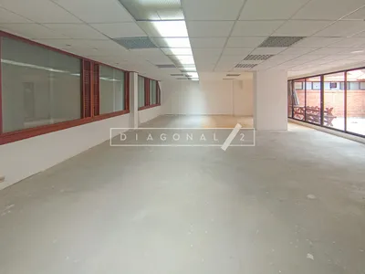 Oficina en arriendo
