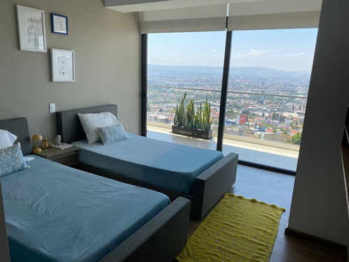 Estrena Tu Departamento De Lujo En La Zona Diamante De Querétaro, Centro.