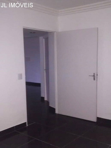 Imagem 8 de 11 de Apartamento - Ap00043 - 33905442