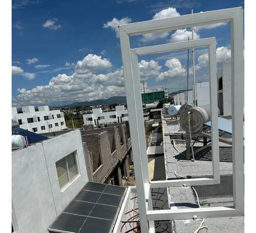 Venta De Casa En Misión Del Parque 2 Recamaras 1.5 Baños