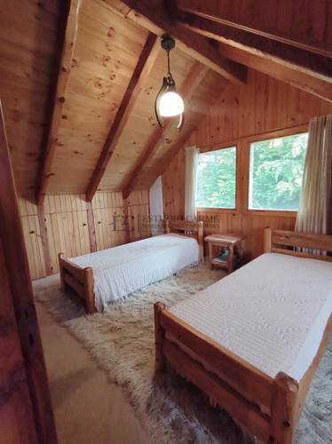 Vista Al Lago En San Ignacio Del Cerro, Casa En Venta En Bariloche Amoblada