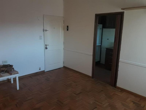 Imagen 2 de 8 de Departamento De 2 Ambientes En San Martín