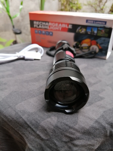 Imagen 3 de 4 de Foco Linterna 2850 Lumens Super Brillo