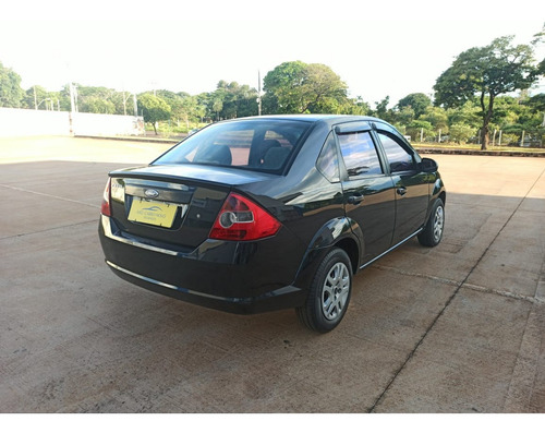 Ford Fiesta Sedã 1.0 Basico