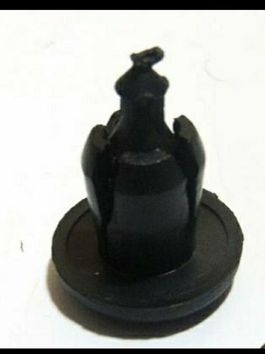 Imagen 2 de 2 de Kit 6und Gancho Clip Parachoque Mitsubishi Lancer Montero