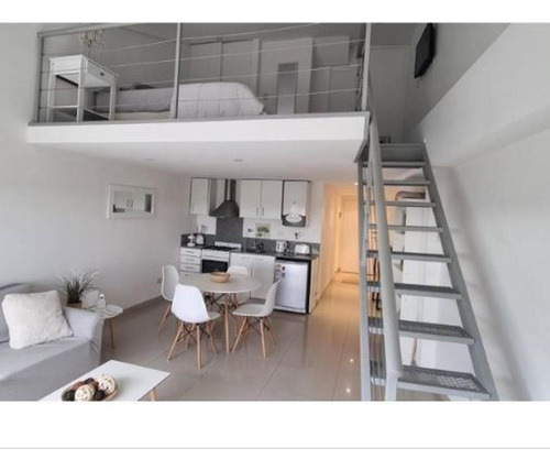 Imagen 2 de 10 de Departamento De Dos Ambientes En Venta