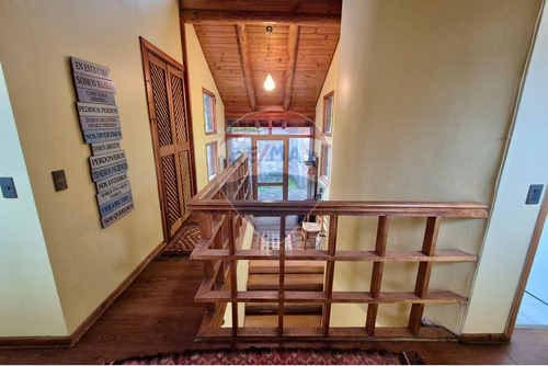 Hermosa Casa En Lago Vichuquén