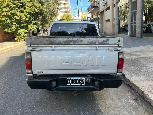 Nissan NP300 2.5 Cabina Doble 133cv 4x2