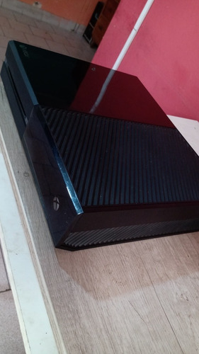 Xbox One 500gb + 1 Joystick + Juegos + Disco 1tb