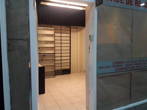 Imagen 4 de 6 de Local En Excelente Estado - Aire Acondicionado - Av Cabildo