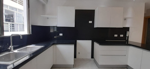 Imagen 8 de 20 de Alquilo Hermoso Apartamento En Bella Vista 3hab