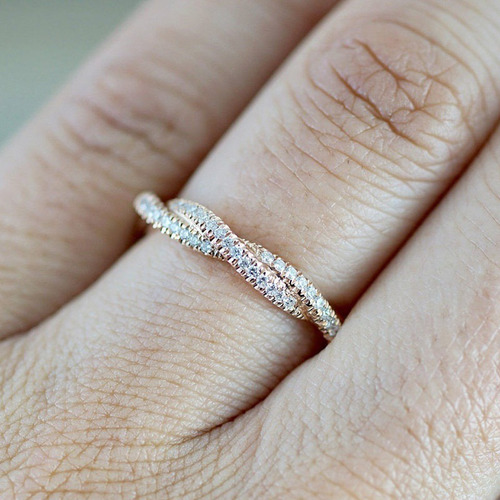 Anillo De Cuerda Retorcida Con Circonita