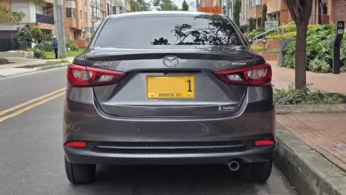 Mazda 2 1.5 Grand Touring Lx Sedan