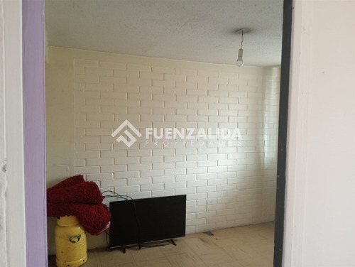 Venta Departamento En Lo Prado, 2 Dormitorios, 1 Baño