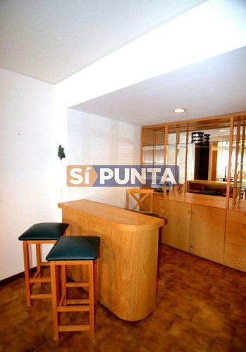 Imagen 5 de 12 de Apartamento Frente Al Mar En Alquiler Anual