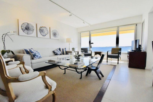 Departamento - Playa Mansa
