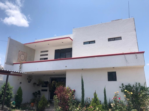 Venta De Casa En Granjas Banthi San Juan Del Rio Rcv230530-j