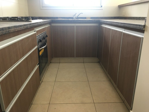 Imagen 2 de 14 de Departamento En Venta En Temperley Este