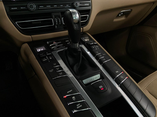 Porsche Macan 2.0 Turbo
