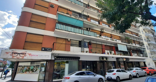 Imagen 1 de 12 de Departamento 2 Amb Con Balcón