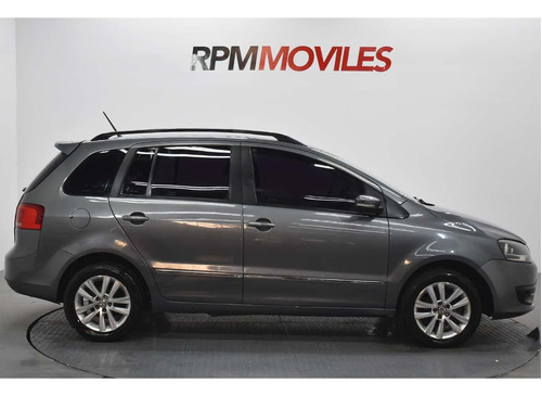 Volkswagen Suran 1.6 Highline