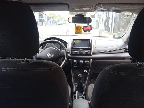 Toyota Yaris Semifull