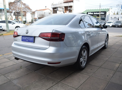 Imagen 8 de 16 de Volkswagen Vento 46651764