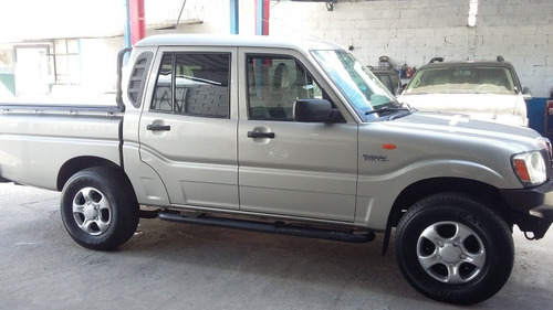 Imagen 1 de 3 de Mahindra Pick Up 4x2 4x2