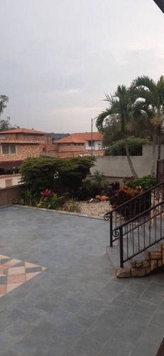 Imagen 5 de 22 de Vendo Casa 450m2 6h/5b/3p Cumbres De Curumo 6123
