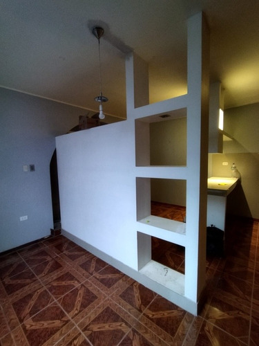 Imagen 9 de 10 de Habitación Con Cocina. En Santa Isabel De Villa, Chorrillos