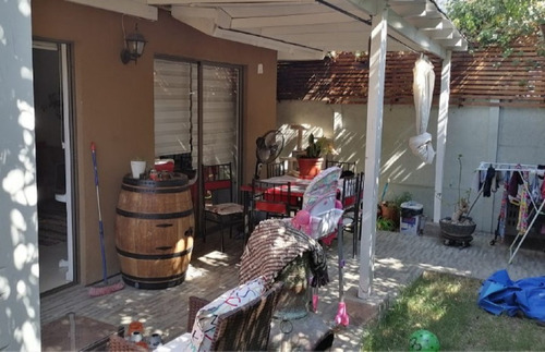 Casa 3d Y 3b En Los Nogales