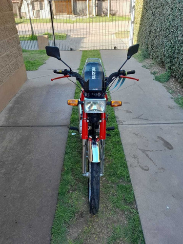 Imagen 3 de 6 de Suzuki Ax100