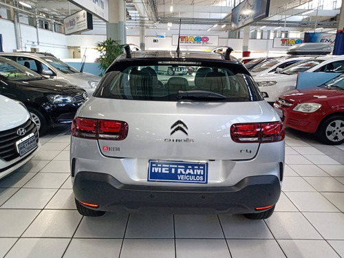 Imagem 5 de 11 de Citroën C4 Cactus 1.6 Vti 120 Flex Feel Pack Eat6