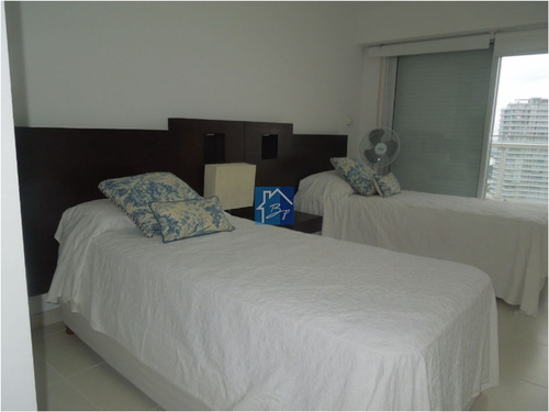 Seasons Tower. Parada 4 Playa Mansa, Pegado A Enjoy. Piso Alto- Ref: 1252