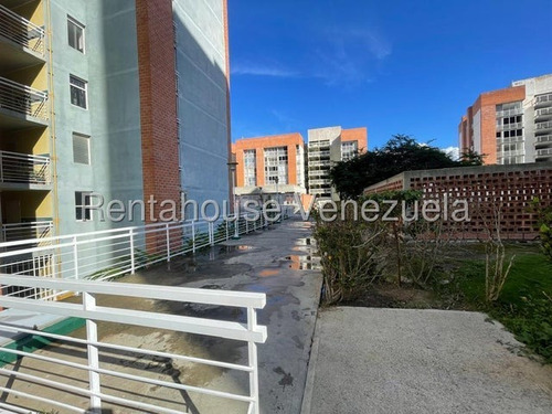 Lindo Apartamento En Venta El Encantado Mls 25-13569 Olga Corina Damiani