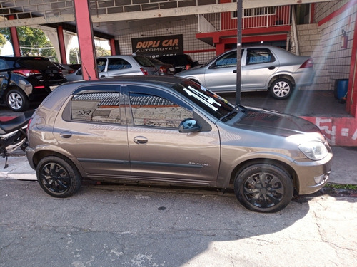 Imagem 5 de 13 de Chevrolet Celta 2014 1.0 Advantage Flex Power 5p