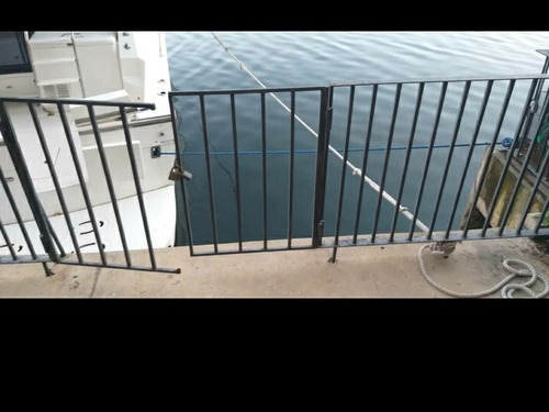Imagen 10 de 12 de Casa Enpueblo Viejo De 3 Niveles Con Muelle - 0424-8116548
