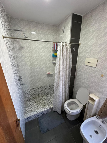 Departamento En Venta 2 Dormitorios Semipisos C/balcón Terraza Montevideo 1900 Piso 8