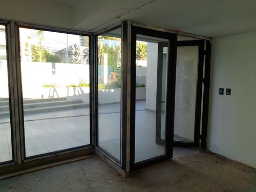 Nuevo Local En Duble Almeyda A Pasos De Metro Ñuñoa