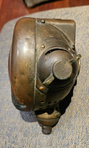 Pequeño Faro Francés. Marca Besnard (Usado)