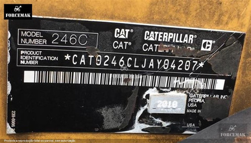 Mini-carregadeira Caterpillar 246c