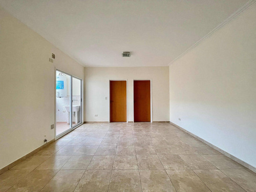 Imagen 15 de 26 de Venta De Depto 2 Amb. V. Luro C/ Lavadero Y Balcon
