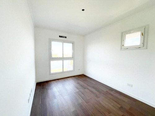 Imagen 16 de 24 de Casa En Venta El Canton Bº Islas A La Laguna C/pileta