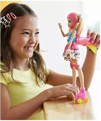 Uma empresa chamada Game Lady está vendendo bonecas em tamanho real de  personagens de jogos e animes, você pode customizar pele, cabelo, pés,  esmalte, beewbies e até os países baixos se você
