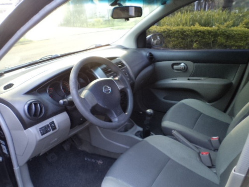 Nissan Livina 1.6 S Flex Única Dona 2011