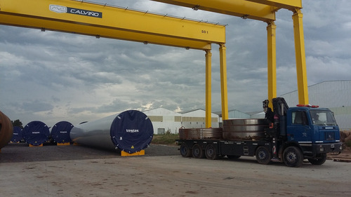 Imagen 4 de 10 de Alquiler De Camion Con Hidrogrua Tijera Pluma Articulada