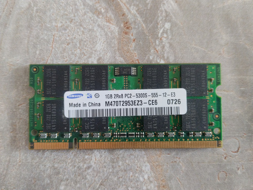 Memoria Ram Samsung 1gb 2rx8 Pc2 5300s 555 12 E3 (Usado)